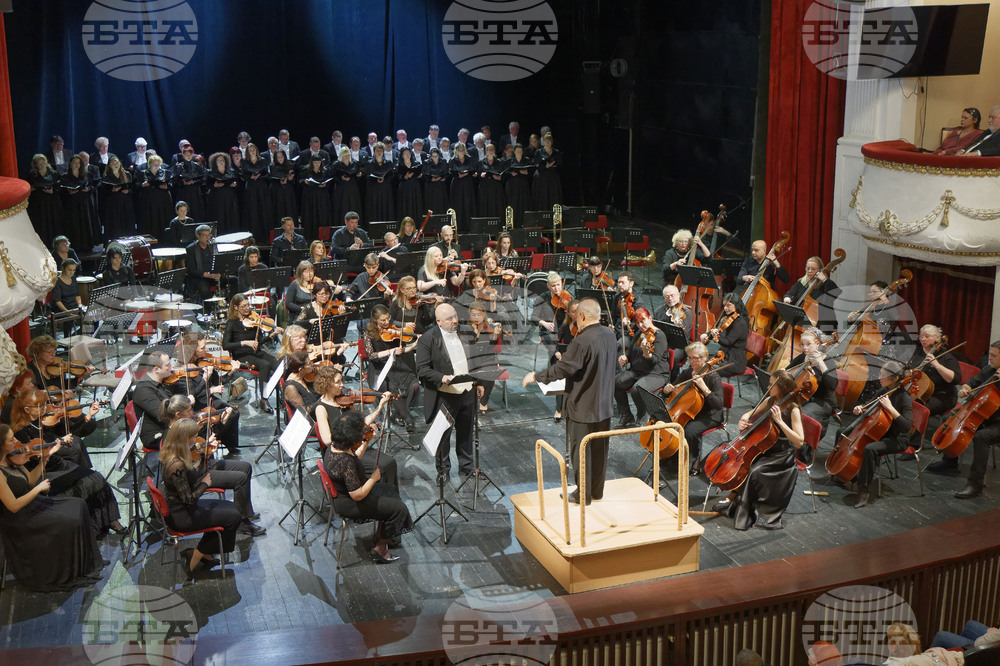 Варна - концерт - 75-годишнина на Анатолий Вапиров