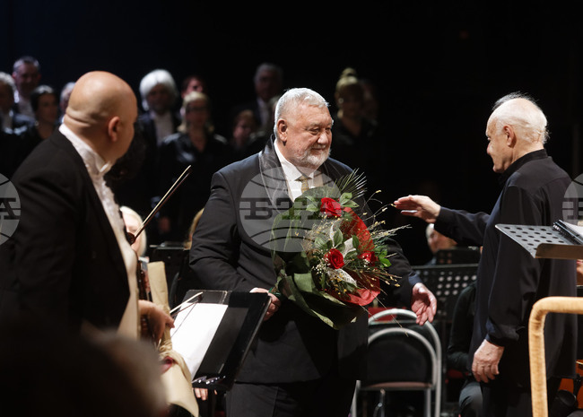 Варна - концерт - 75-годишнина на Анатолий Вапиров