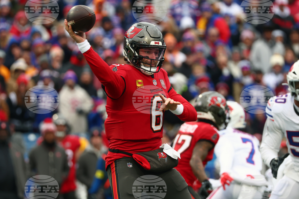 Buccaneers Bills Football