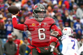 Buccaneers Bills Football