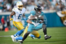 Chargers Jaguars Football