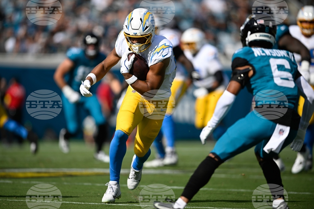 Chargers Jaguars Football