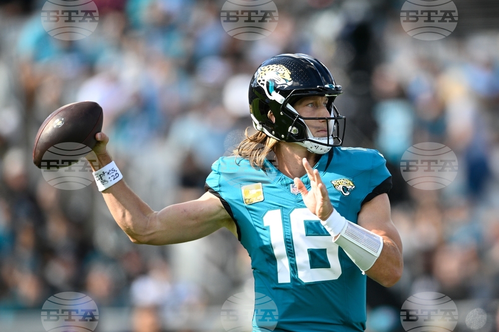 Chargers Jaguars Football