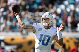 Chargers Jaguars Football