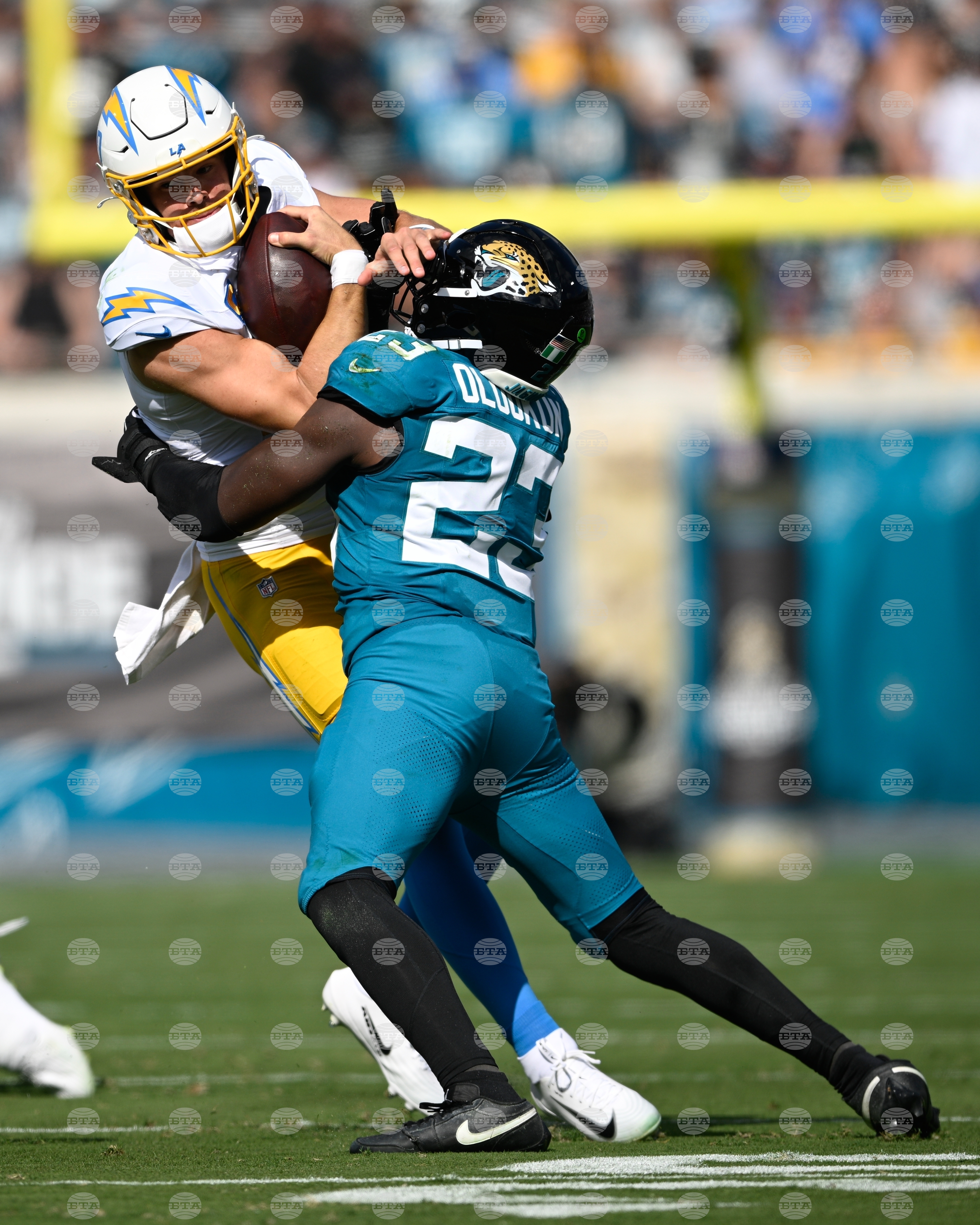 Chargers Jaguars Football