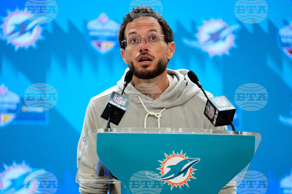 Commanders Dolphins Football