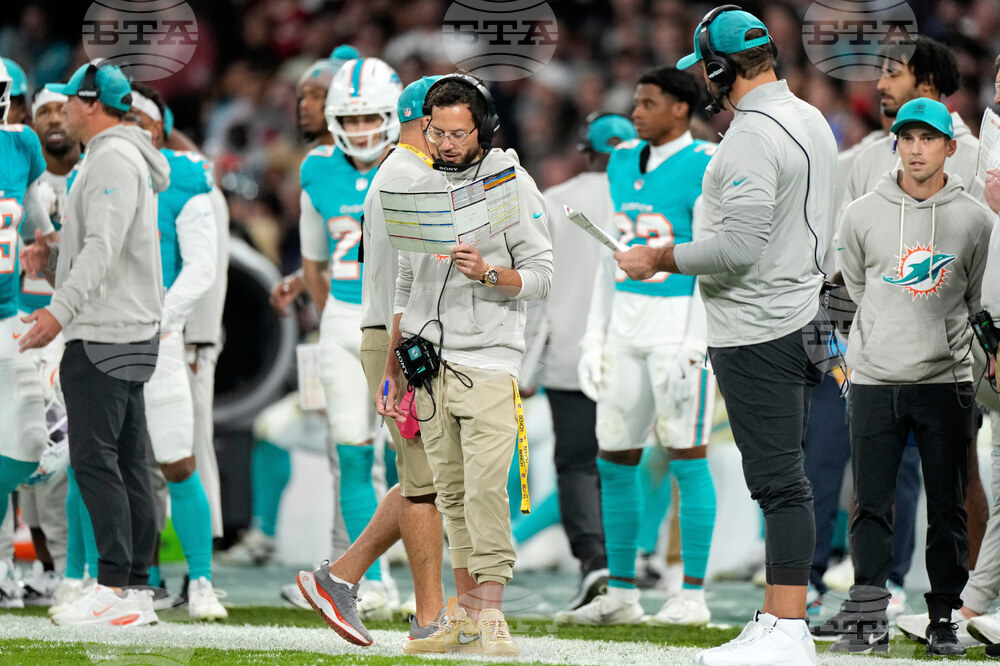 Commanders Dolphins Football