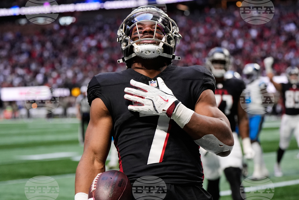 APTOPIX Panthers Falcons Football