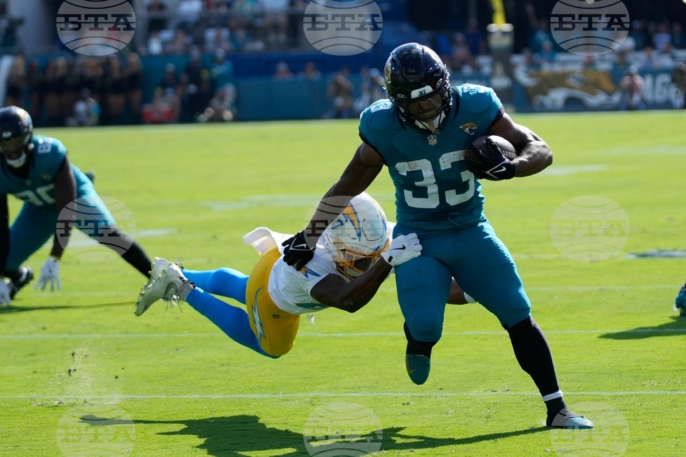 Chargers Jaguars Football