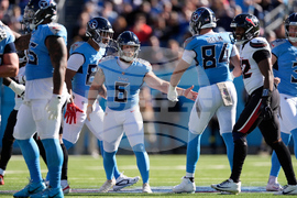 Texans Titans Football