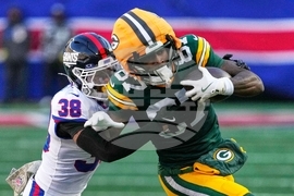 Packers Giants Football
