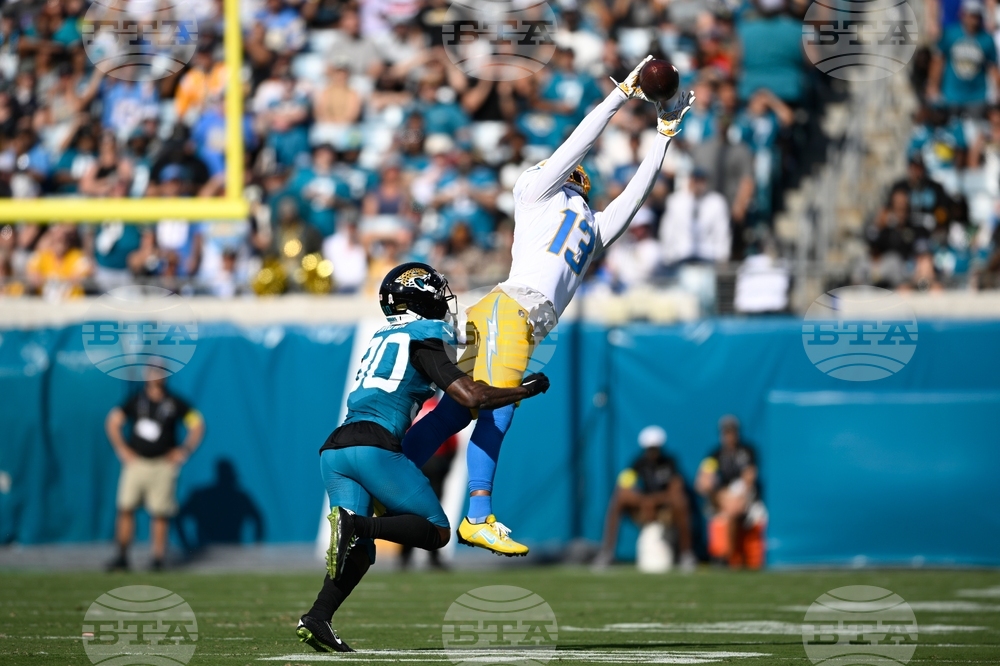 Chargers Jaguars Football