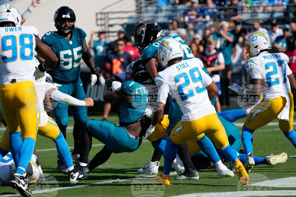 Chargers Jaguars Football