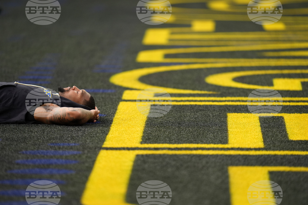 Seahawks Rams Football