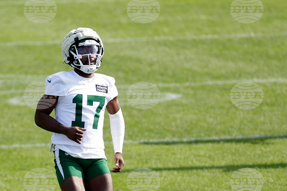 Jets Player Shot Football