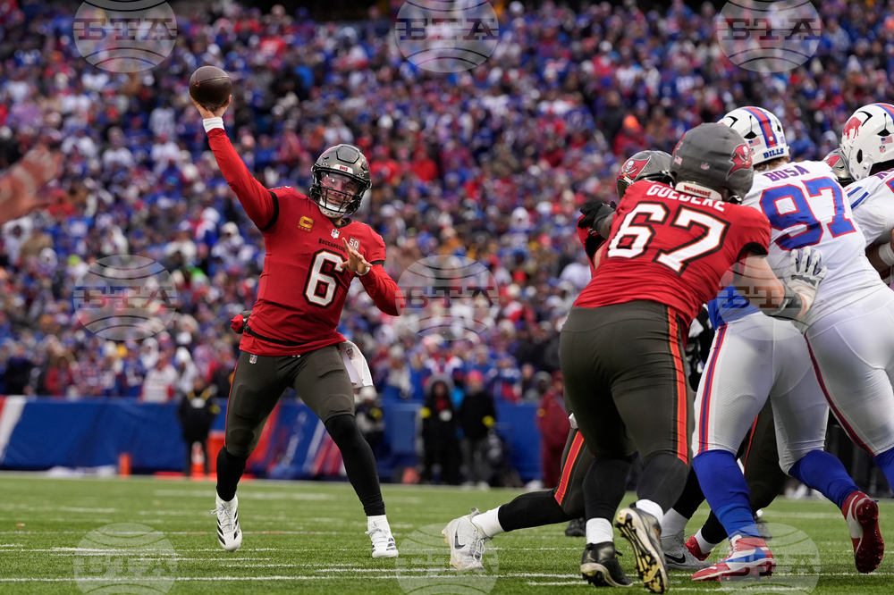 Buccaneers Bills Football