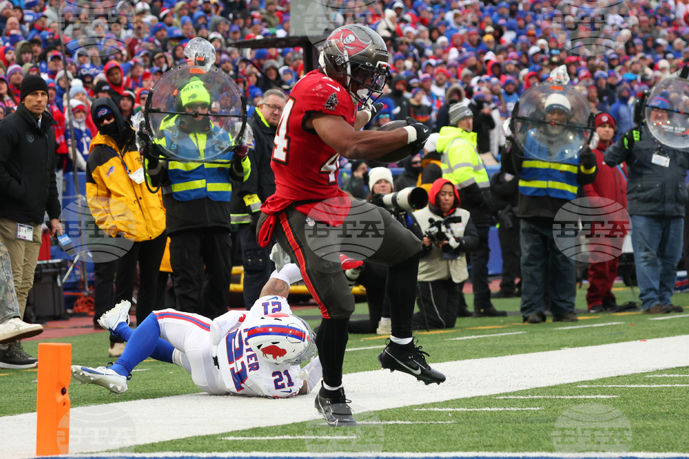 Buccaneers Bills Football