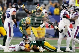 APTOPIX Packers Giants Football