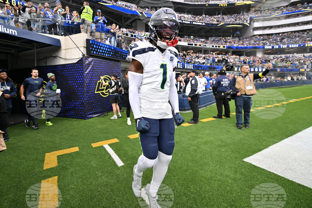 Seahawks Rams Football