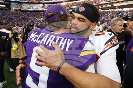 Bears Vikings Football