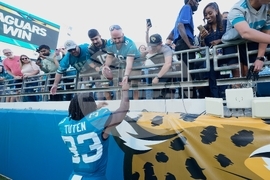 Chargers Jaguars Football