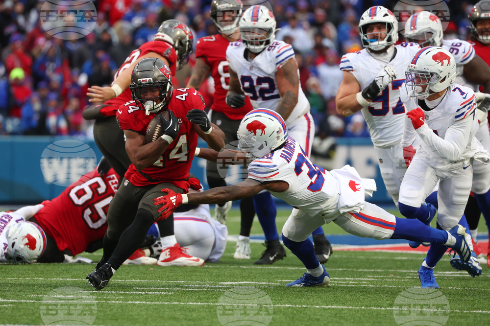 Buccaneers Bills Football