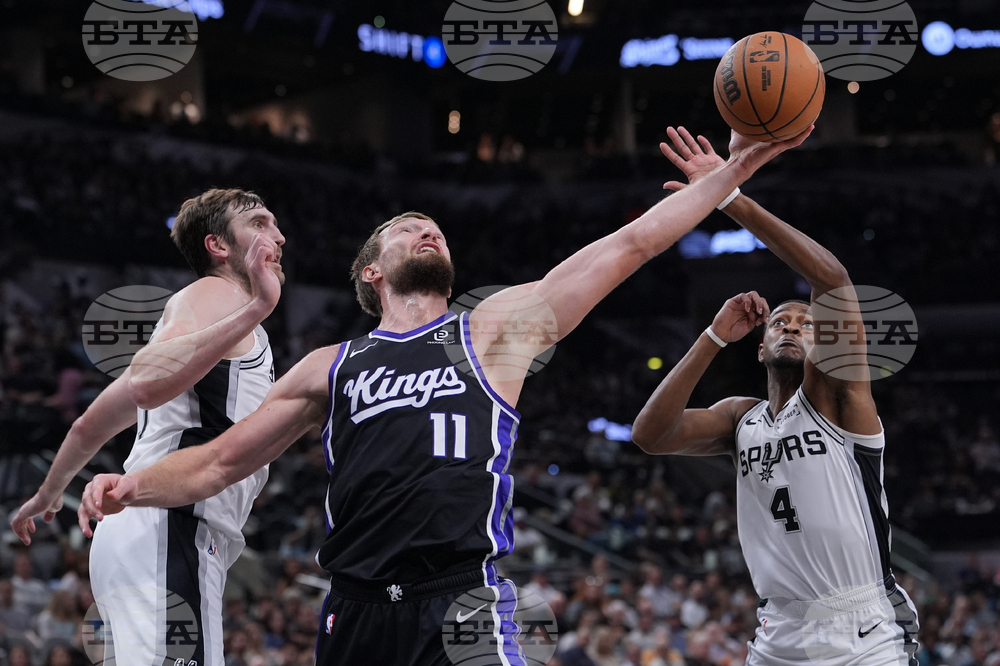 Kings Spurs Basketball