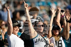 Chargers Jaguars Football