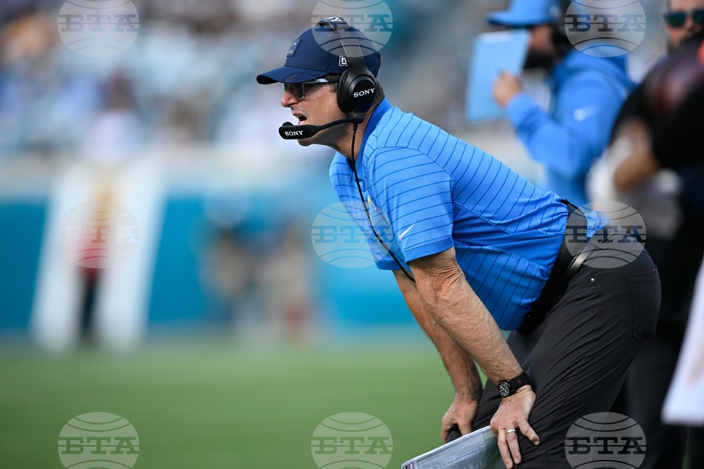 Chargers Jaguars Football