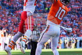 Chiefs Broncos Football