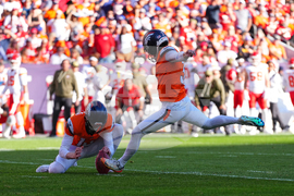 Chiefs Broncos Football