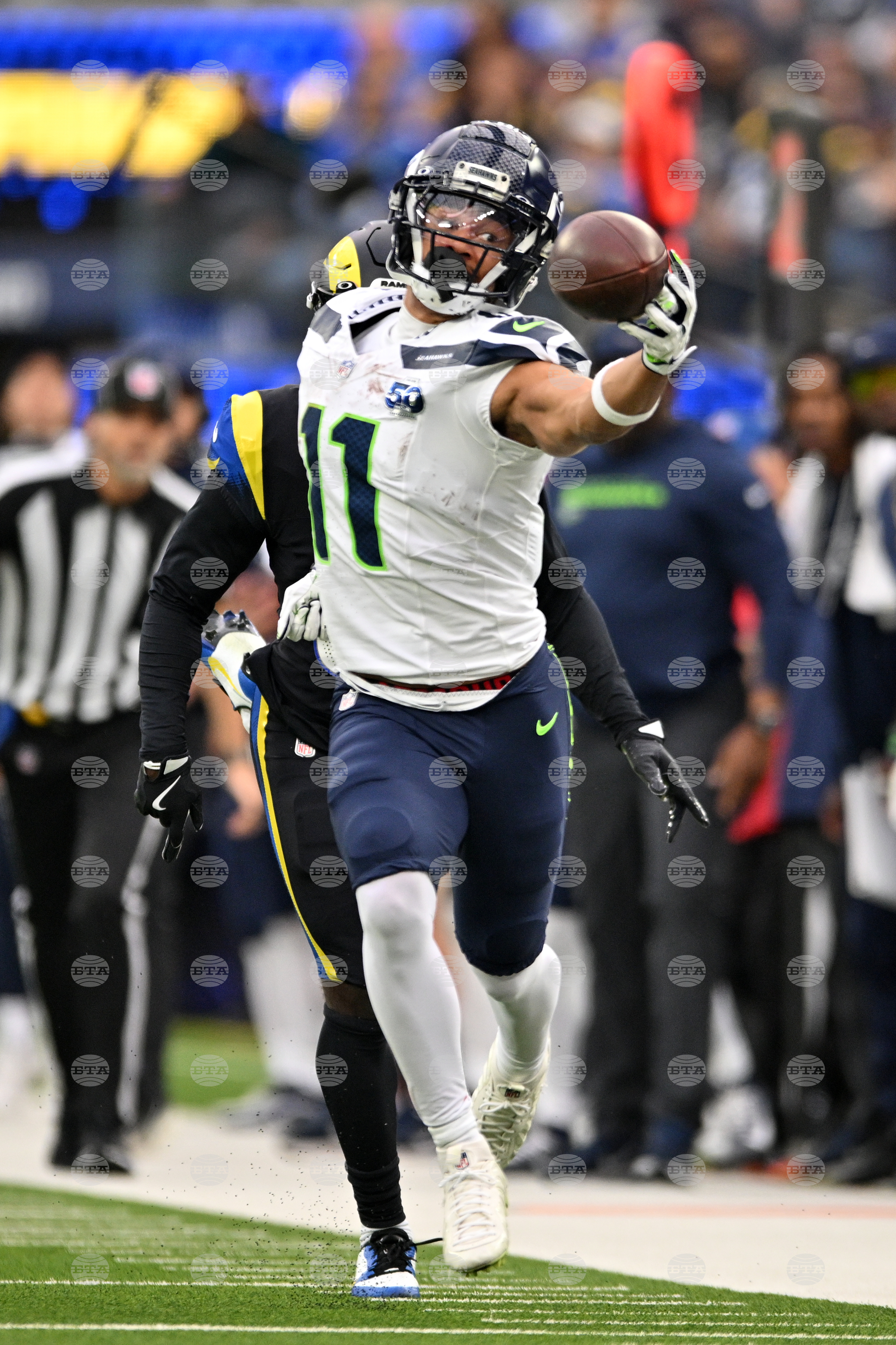 Seahawks Rams Football