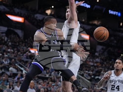 Kings Spurs Basketball