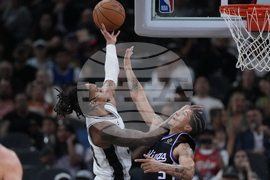 Kings Spurs Basketball