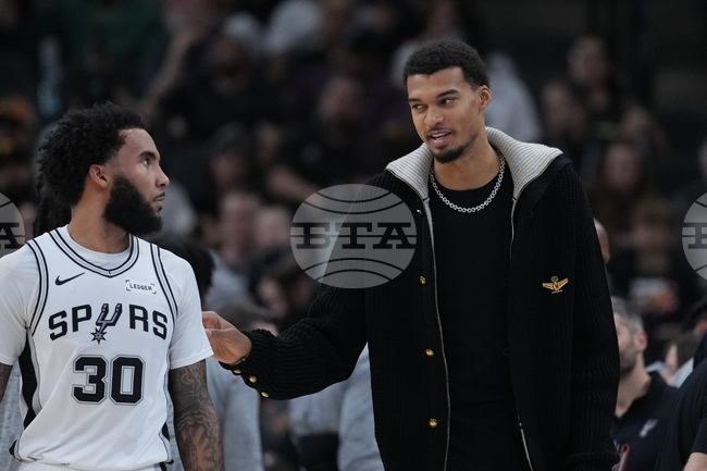 Виктор Уембаняма ще пропусне няколко седмици с контузия