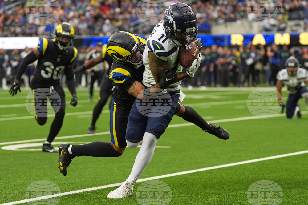 Seahawks Rams Football