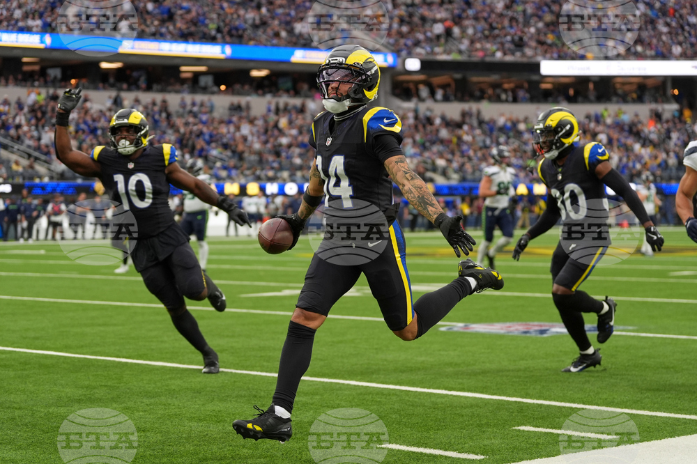 Seahawks Rams Football