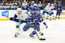 Canucks Lightning Hockey