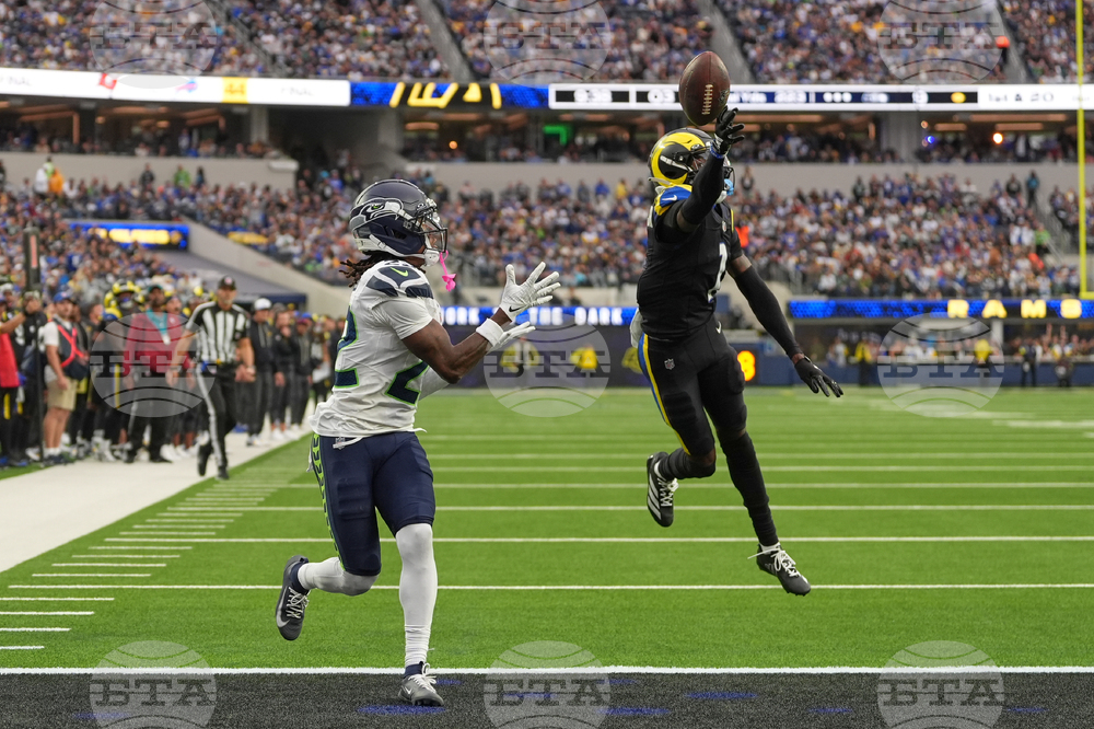 Seahawks Rams Football