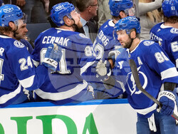 Canucks Lightning Hockey