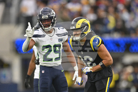 Seahawks Rams Football