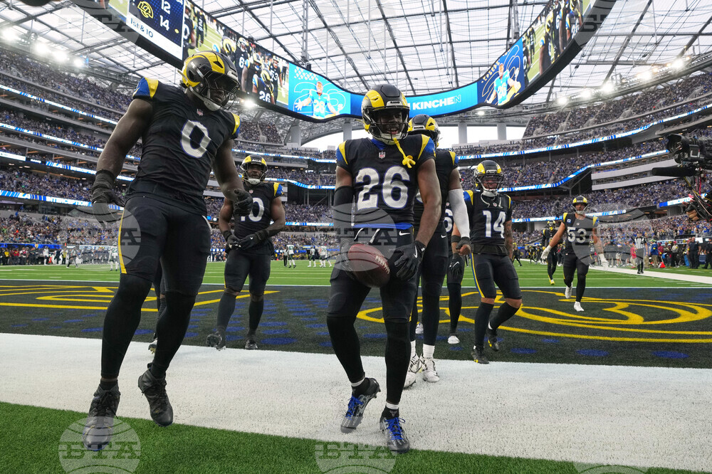 Seahawks Rams Football