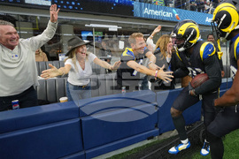 Seahawks Rams Football