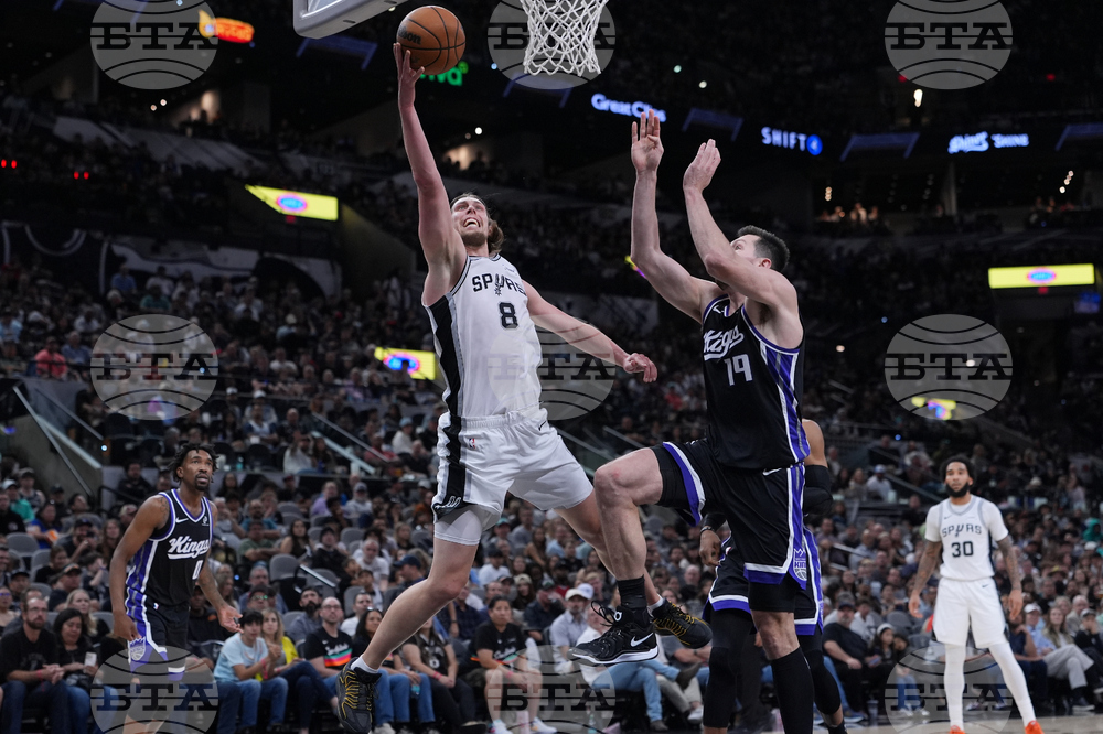 Kings Spurs Basketball