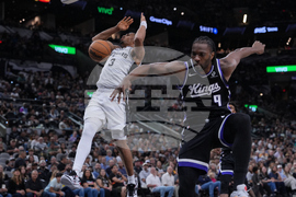 Kings Spurs Basketball