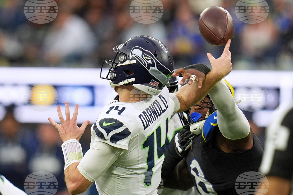 Seahawks Rams Football