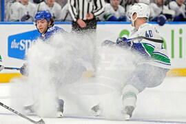 Canucks Lightning Hockey
