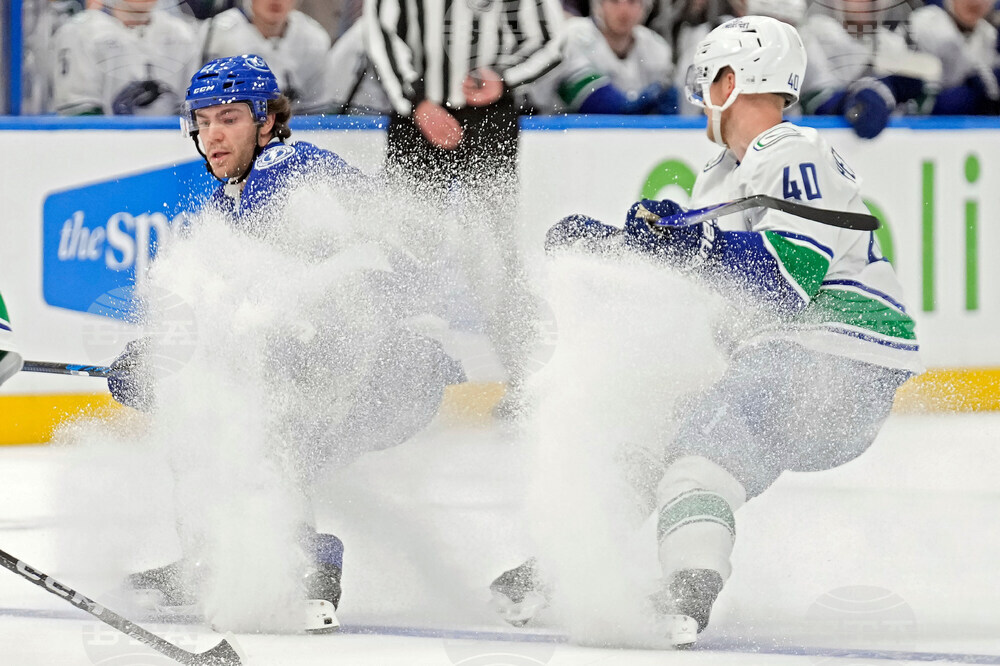 Canucks Lightning Hockey