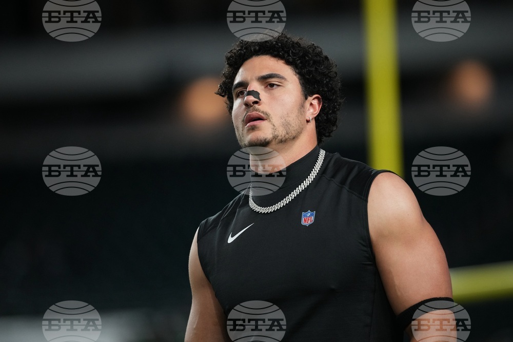 Lions Eagles Football