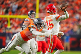 Chiefs Broncos Football